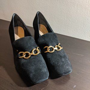 7.5 | Via Spiga | Brand New Gold Chain Black Pump